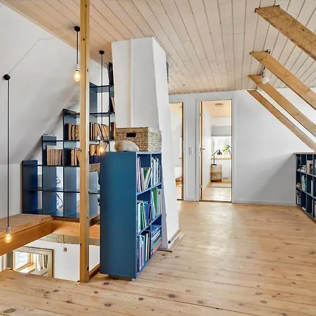 20611-samso-brundby-hovedgade-66 *